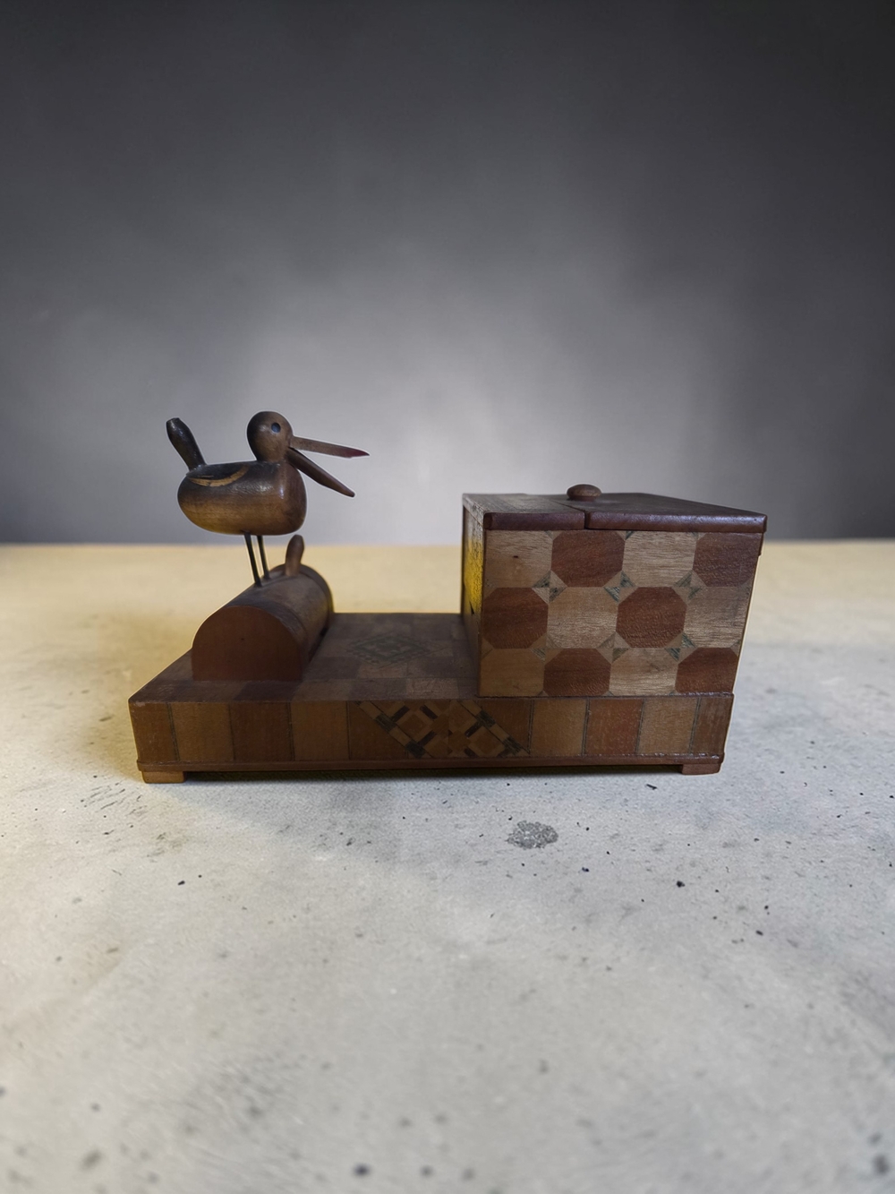 Vintage Wooden Bird Cigarette Box with Inlay Pattern - Brown